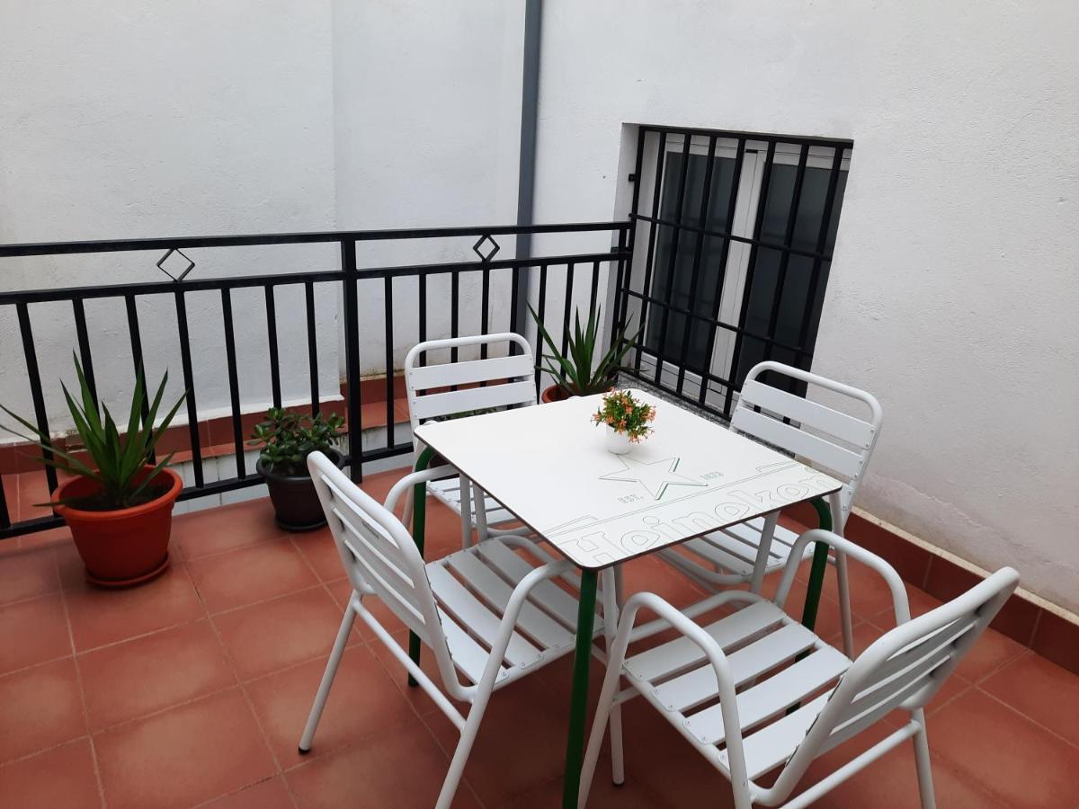 Apartamentos Clavero 10 Plasence Extérieur photo