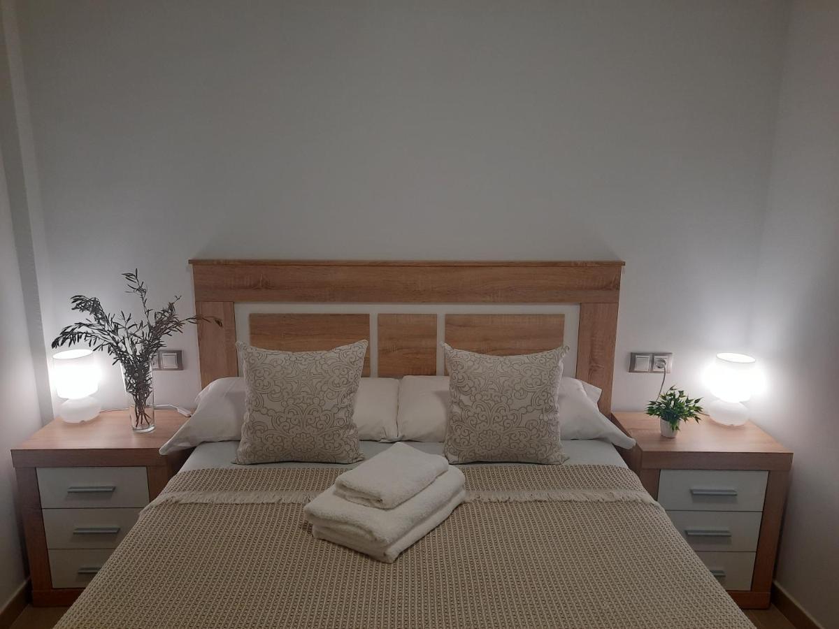 Apartamentos Clavero 10 Plasence Extérieur photo